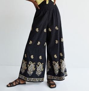 NWT Anthropologie wide leg embroidered pants!!